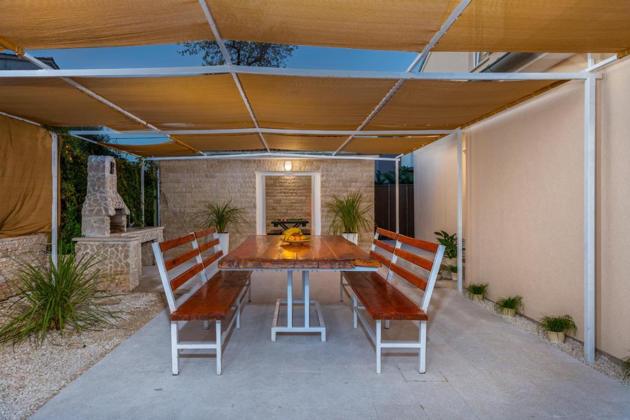Villa Ostone Pula Luaran gambar
